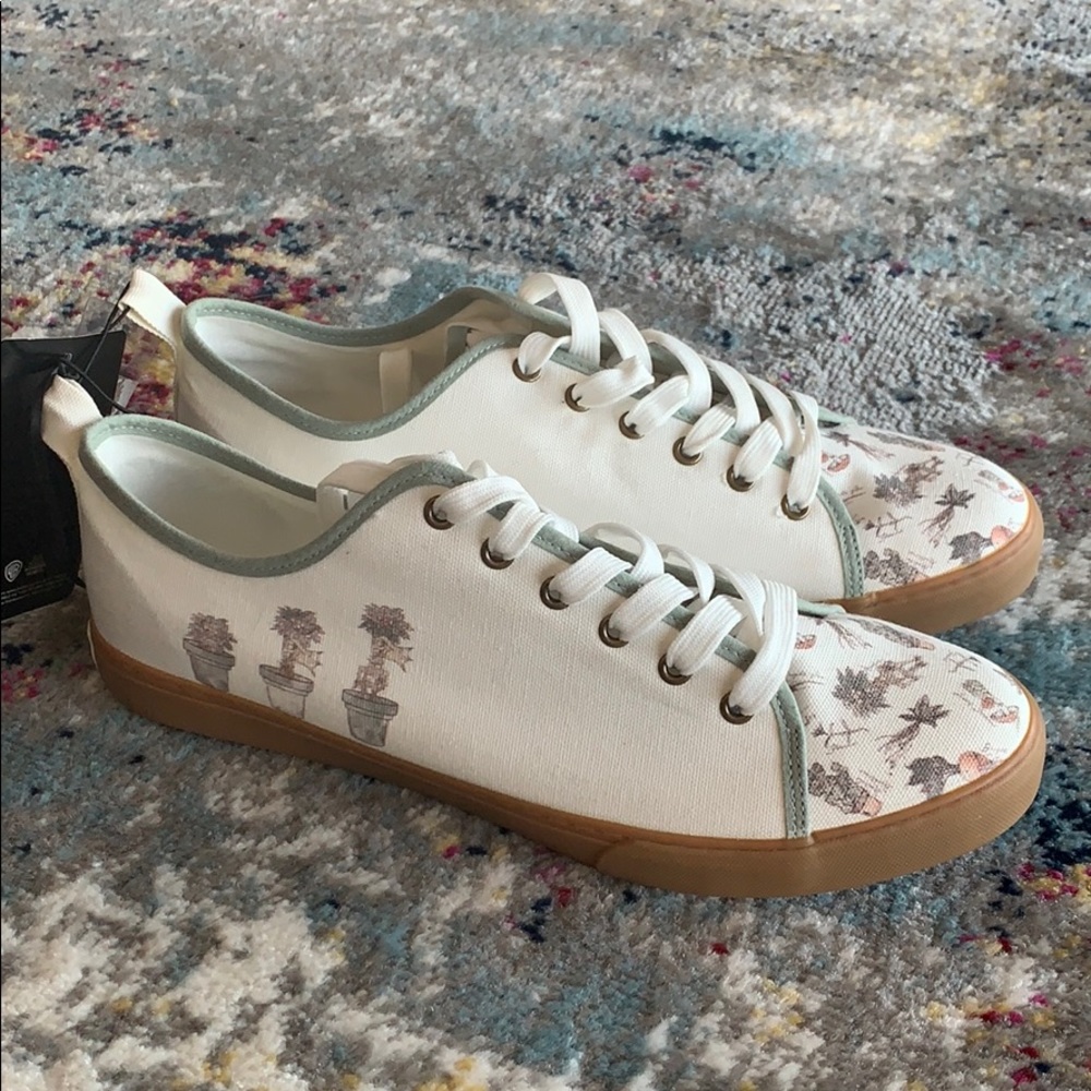 HARRY POTTER Herbology Sneakers Size 10 NEW